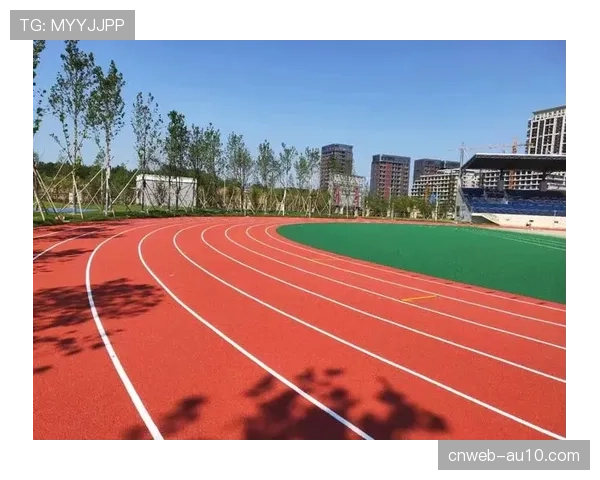 印第安纳狂热新体育中心配置两个全尺寸篮球场，配备专业运动恢复设施